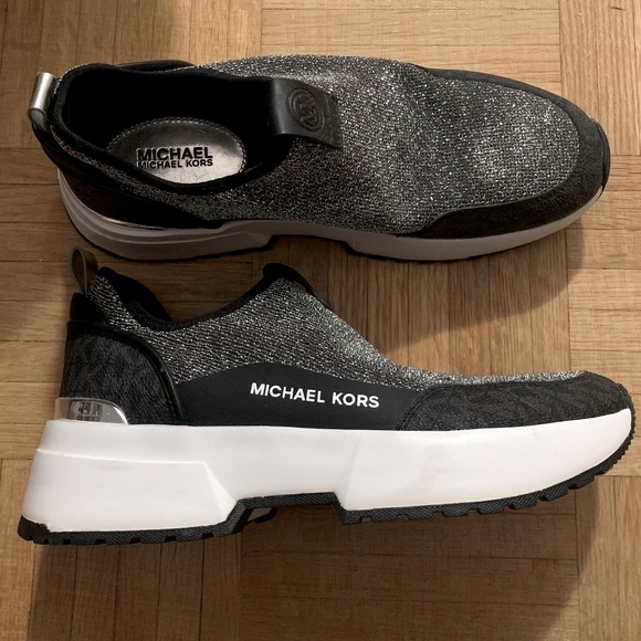 Michael Kors sneakers, ladies, size 8 - Picture 1 of 1